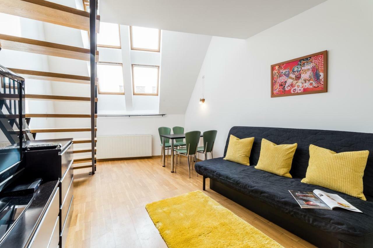 Bpr Soho Boutique Home With Ac Budapest Bagian luar foto
